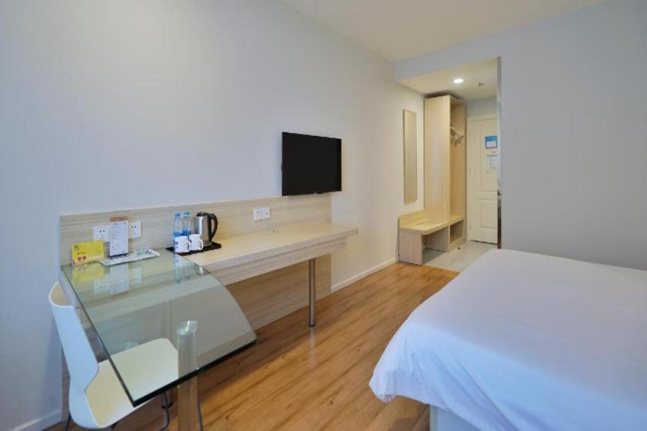 Hanting Hotel Shanghai Xujiahui 외부 사진