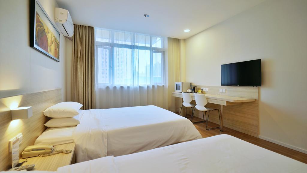 Hanting Hotel Shanghai Xujiahui 외부 사진